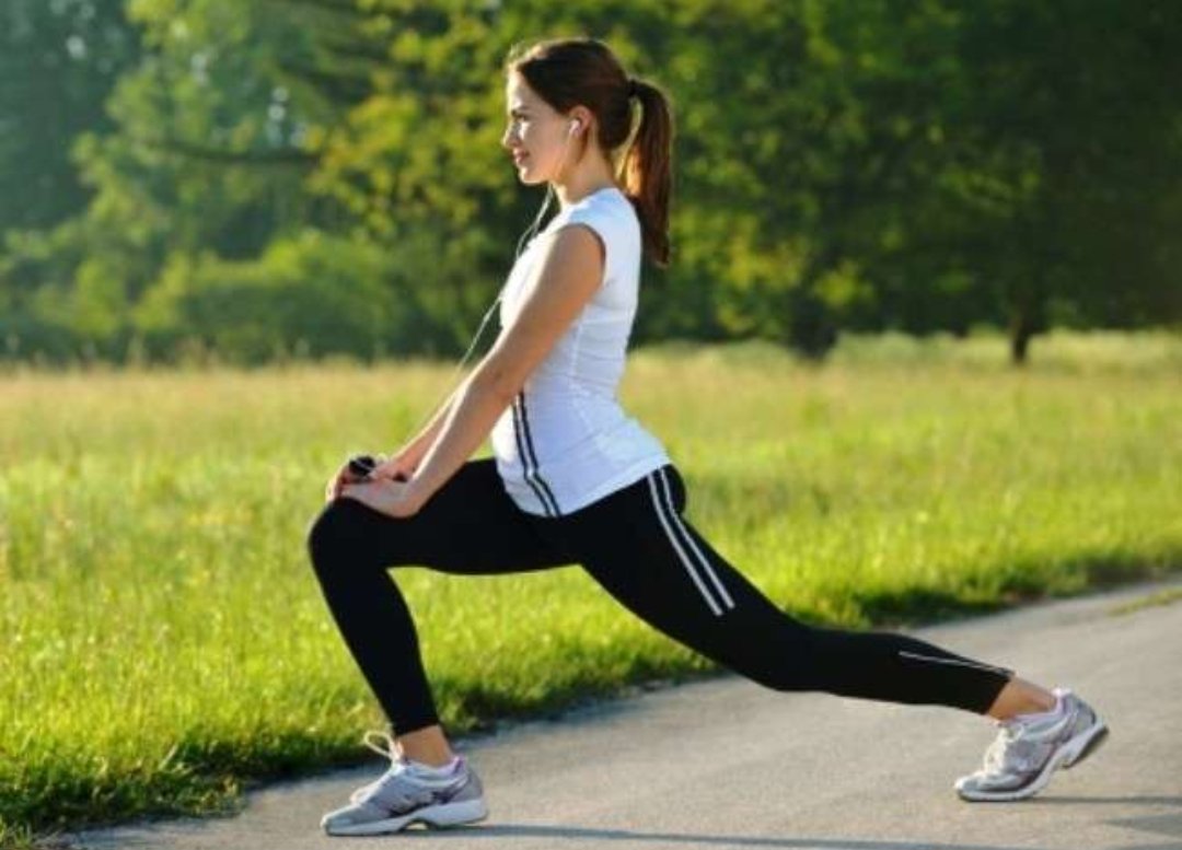 Workout Tips : एक्सरसाइज के बाद करना न भूले यह स्ट्रेच दिन भर रिलैक्स रहेगा  शरीर | Untold Truth News